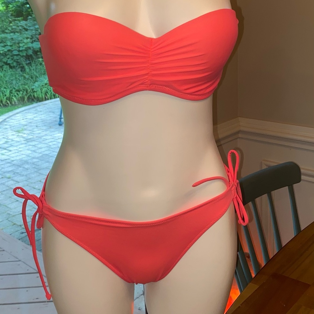 VS Hot Pink Bikini